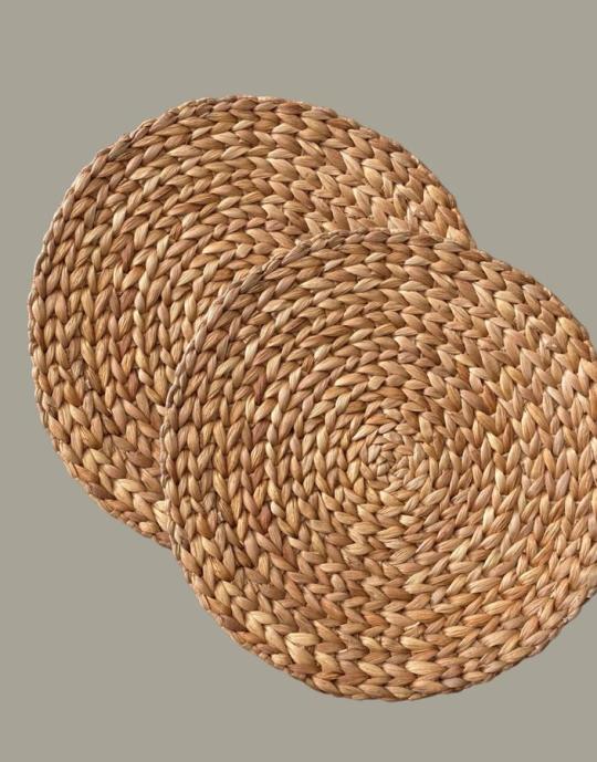 Alas Piring Eceng Gondok